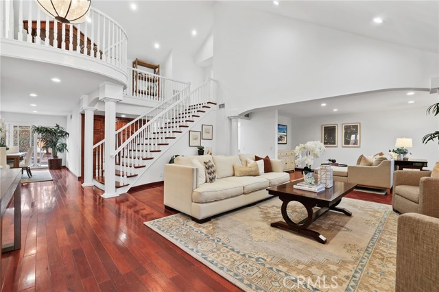 10351 Lassen Street, Los Alamitos CA: https://media.crmls.org/medias/43ccb6e8-45d8-4b7e-b7f1-fe719c02b202.jpg