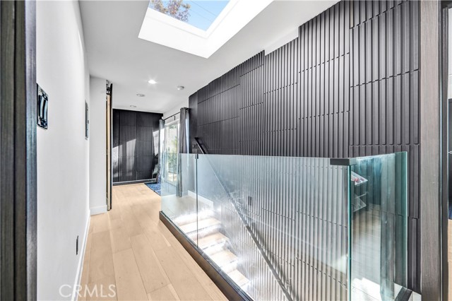 Detail Gallery Image 21 of 29 For 6672 Lakeridge Rd, Los Angeles,  CA 90068 - 3 Beds | 3 Baths