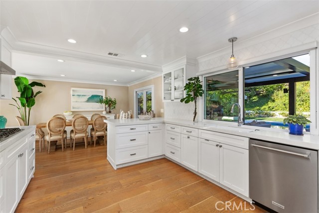 Detail Gallery Image 14 of 33 For 25831 Pecos Rd, Laguna Hills,  CA 92653 - 4 Beds | 2/1 Baths