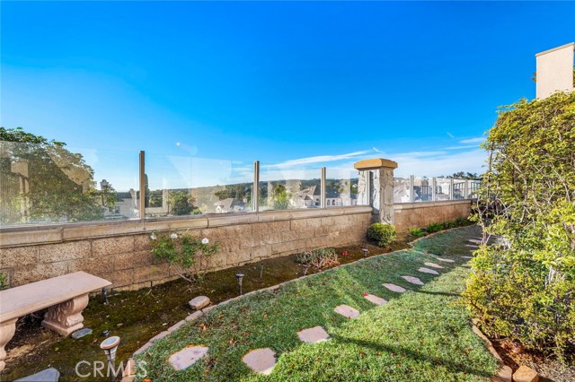 Detail Gallery Image 7 of 28 For 31 Shorebreaker, Laguna Niguel,  CA 92677 - 2 Beds | 2 Baths