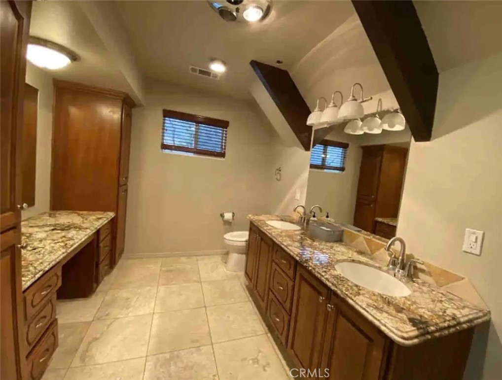 MLS #OC25131723 image #20