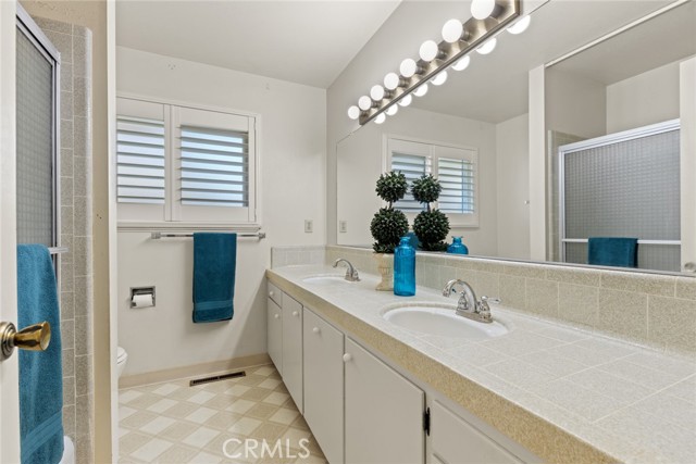 7 Pinecrest Circle, Chico CA: https://media.crmls.org/medias/43d0d51c-8e2e-4e74-a367-e4ea940eb05e.jpg