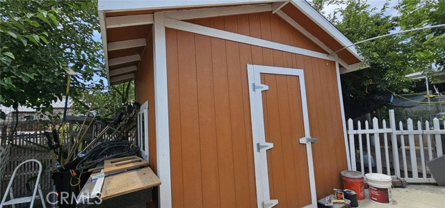 450 W D Street, Colton CA: https://media.crmls.org/medias/43d12cb9-bca1-4350-a9fd-390711e117a7.jpg