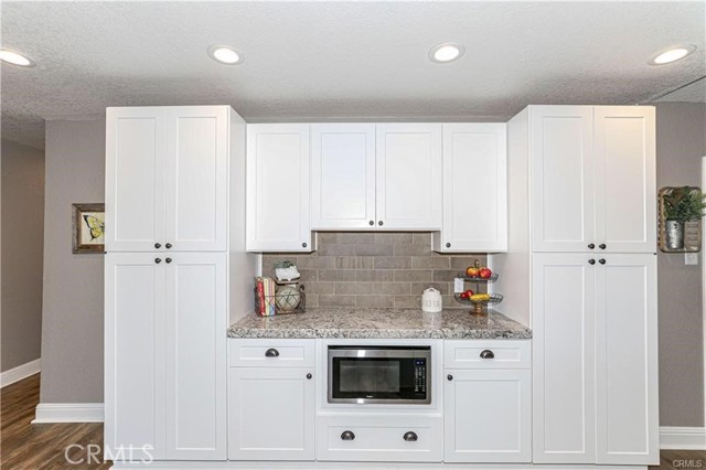 Detail Gallery Image 5 of 37 For 7442 Locust St, Hughson,  CA 95326 - 3 Beds | 2 Baths