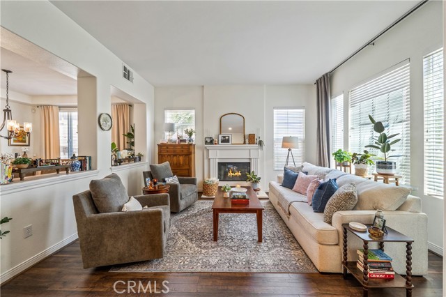 Detail Gallery Image 14 of 39 For 63 Volta Del Tintori St, Lake Elsinore,  CA 92532 - 5 Beds | 4/1 Baths