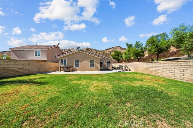 29890 Berkshire photo 30