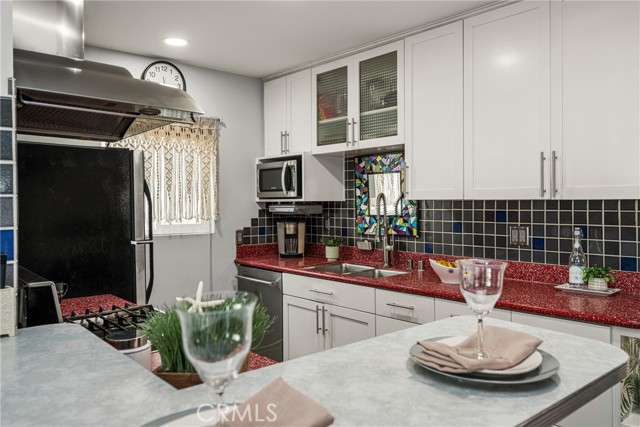 Detail Gallery Image 21 of 50 For 308 12th, Huntington Beach,  CA 92648 - 2 Beds | 1 Baths