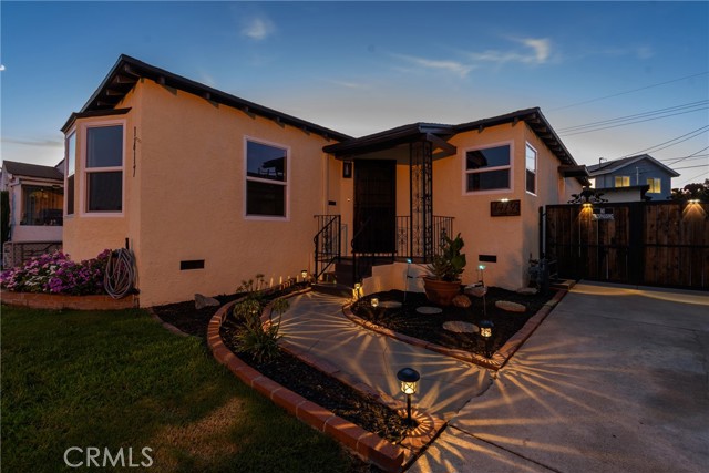 Detail Gallery Image 1 of 50 For 1417 Milton Ave, Alhambra,  CA 91803 - 2 Beds | 1 Baths