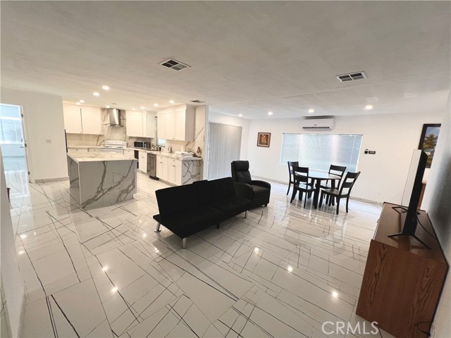 33761 Leon Rd, Winchester CA: https://media.crmls.org/medias/43d41dd6-35ab-4551-a467-b9b96d10b196.jpg