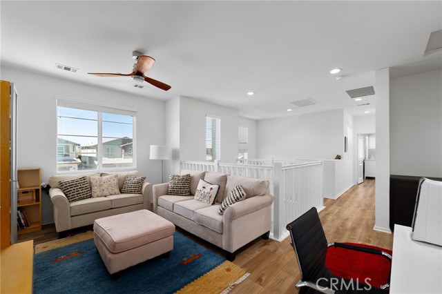 Detail Gallery Image 19 of 57 For 38464 Rosegate, Murrieta,  CA 92563 - 4 Beds | 4/1 Baths