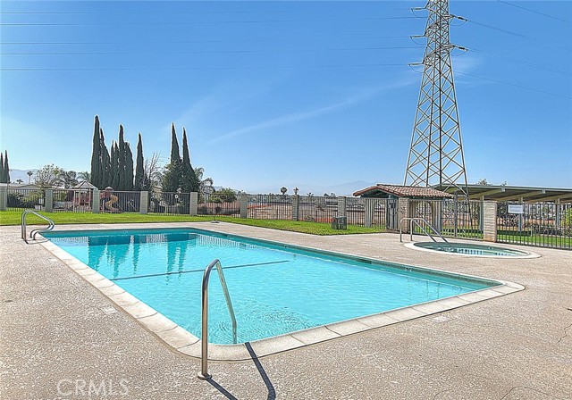 Detail Gallery Image 5 of 42 For 4041 Pedley #135,  Jurupa Valley,  CA 92509 - 4 Beds | 2 Baths