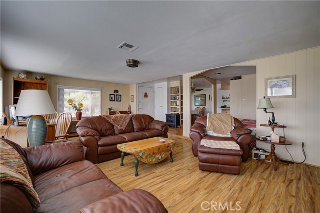 3700 Buchanan, Riverside CA: https://media.crmls.org/medias/43d5e5cd-510e-407a-ae83-6529a51e0534.jpg