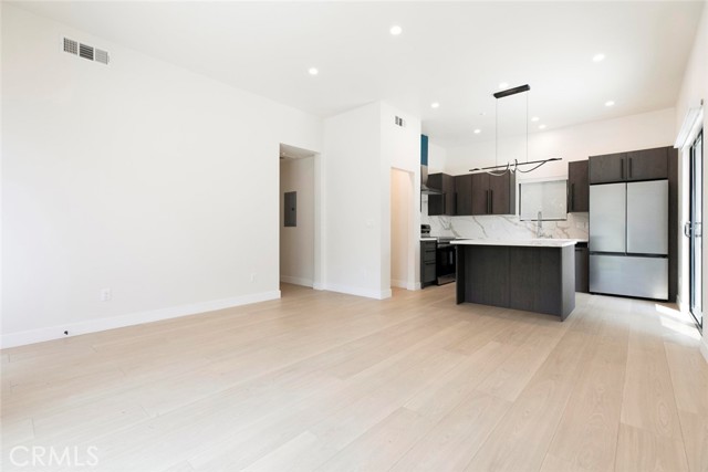 Detail Gallery Image 6 of 29 For 17434 Index St, Granada Hills,  CA 91344 - 3 Beds | 2 Baths