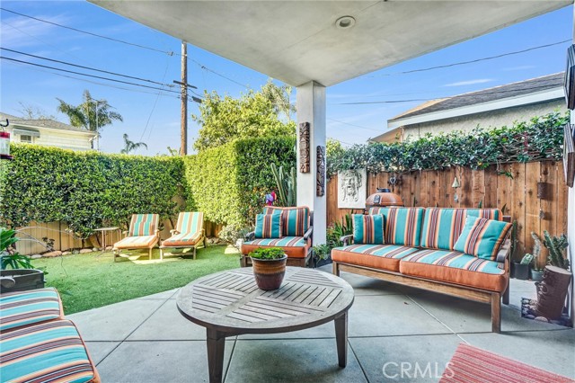 Detail Gallery Image 24 of 29 For 221 Attica, Long Beach,  CA 90803 - 5 Beds | 4 Baths