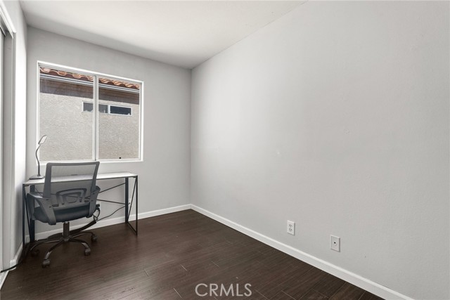 Detail Gallery Image 36 of 48 For 9400 1/2 Noble, North Hills,  CA 91343 - 5 Beds | 3 Baths