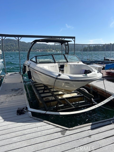 1019 Pintail Circle, Lake Arrowhead CA: https://media.crmls.org/medias/43d7e342-ddc0-41f5-a933-1ee7a8324dc1.jpg