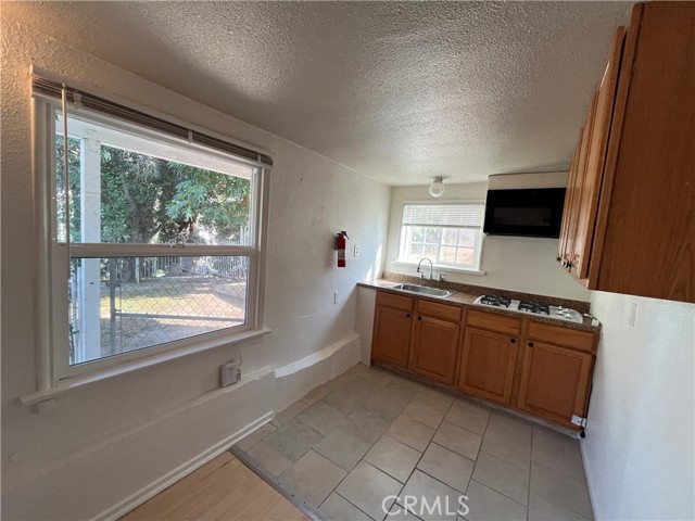 Detail Gallery Image 8 of 16 For 11234 San Lucas Dr, Loma Linda,  CA 92354 - 1 Beds | 1 Baths