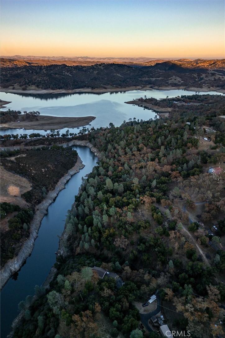 https://media.crmls.org/medias/43d85f34-42c4-4511-a868-2888f98638ae.jpg?preset=X-Large