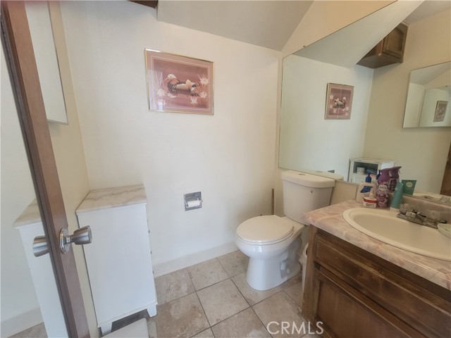 Image 14 of 22 For 676 12th Street 21