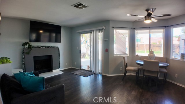 Detail Gallery Image 16 of 62 For 2335 Langhorn St, Lancaster,  CA 93535 - 4 Beds | 2/1 Baths