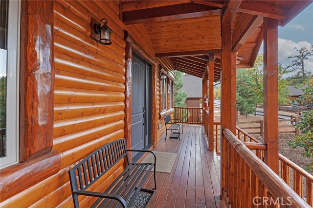 1658 Tuolumne Road, Big Bear City CA: https://media.crmls.org/medias/43da06d6-d422-43cd-9938-2b051c74788d.jpg