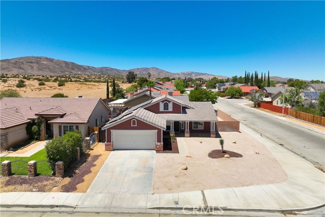 37011 Zinnia Street, Palmdale CA: https://media.crmls.org/medias/43da2b9f-3904-4c44-8ef7-85729944e934.jpg
