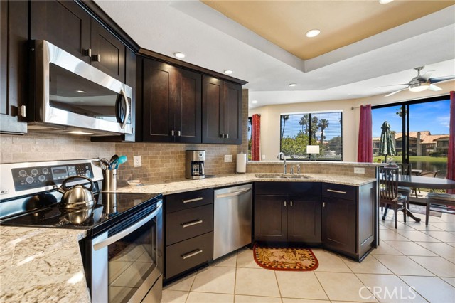 55108 Firestone, La Quinta CA: https://media.crmls.org/medias/43da3291-0f04-4c1a-9860-d8d8a5379302.jpg
