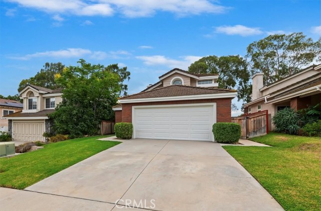 Detail Gallery Image 3 of 27 For 17640 Mountain Ct, Riverside,  CA 92503 - 3 Beds | 3 Baths