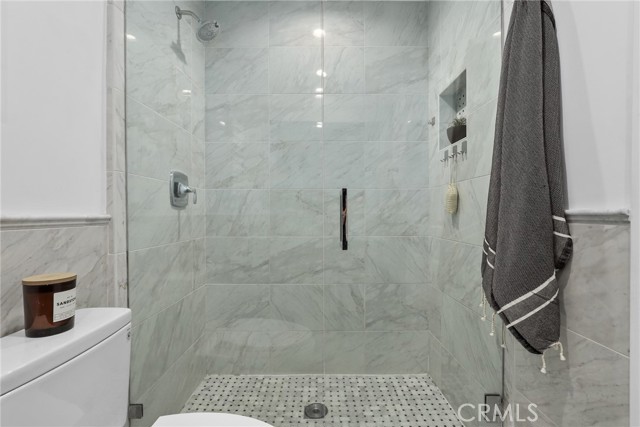 Detail Gallery Image 21 of 30 For 5839 Parkmor Rd, Calabasas,  CA 91302 - 4 Beds | 2 Baths