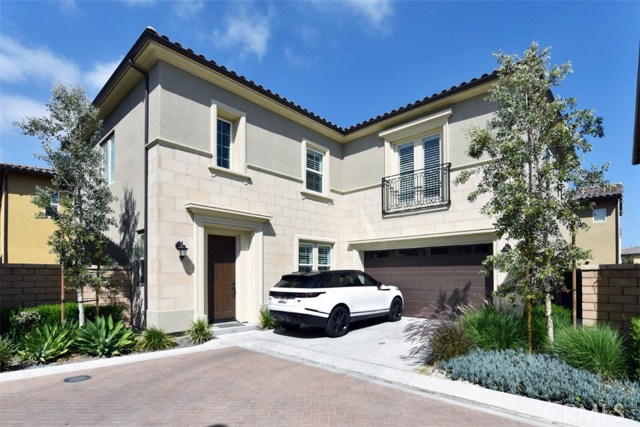 228 Bryce Run Lake Forest, California Most popular floor plan in community of Parkside. This GATED Community in LAKE FOREST is developed by luxury home builder Toll Brother. Lake Forest Sport Park is across street of this community. When you step into this modern gorgerous home, you will love the spacious 10' high ceilings two-story foyer with an ornate staircase. This house features 4 bedrooms & 4.5 bathrooms plus a spacious loft which is perfectly for family entertainment. The open concept chef’s kitchen with an extra large center island with a breakfast bar, an abundance of counter space, and a sliding door that provides access to the backyard. One bedroom and 1.5 bath at the downstairs. Two guest bedrooms, an office and master suites on upstairs. Easy maintenance back yard. Walking Distance to the Community Pool, SPA and BBQ Area.