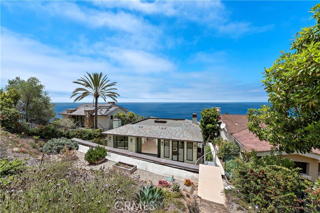 Detail Gallery Image 37 of 64 For 2340 Crestview Dr, Laguna Beach,  CA 92651 - 4 Beds | 5/1 Baths