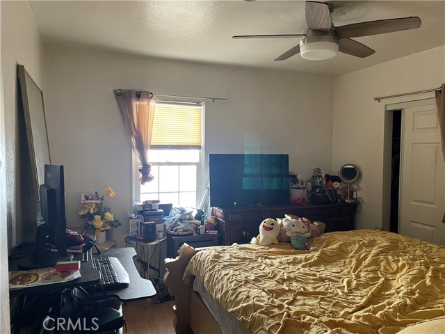 Detail Gallery Image 6 of 20 For 1416 Orange, Long Beach,  CA 90813 - 6 Beds | 4 Baths