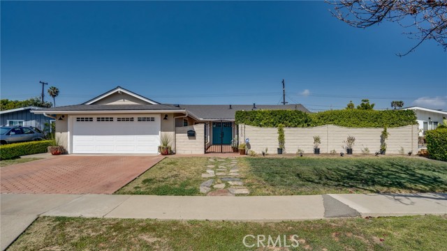 1610 Ponderosa St, Costa Mesa, CA 92626