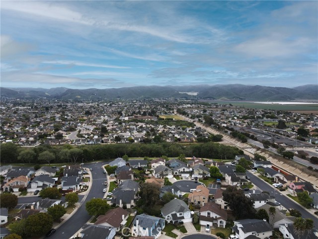 1337 Lloyd Place, Lompoc CA: https://media.crmls.org/medias/43de6544-465f-4b28-8361-4202f971cb4e.jpg