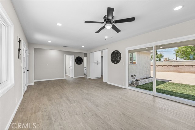 Detail Gallery Image 13 of 55 For 1309 W Ivyton St, Lancaster,  CA 93534 - 3 Beds | 2 Baths