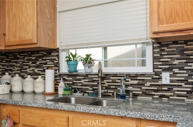 Detail Gallery Image 8 of 18 For 29372 Murrieta Rd, Menifee,  CA 92586 - 2 Beds | 2 Baths