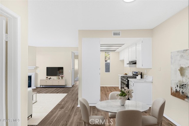 Detail Gallery Image 4 of 22 For 2805 W Avenue K12 Apt#143, Lancaster,  CA 93536 - 3 Beds | 2 Baths