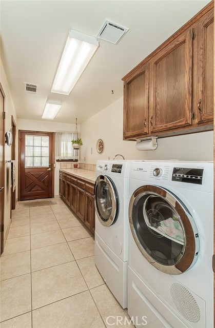 Detail Gallery Image 34 of 50 For 7355 N Pacific Ave, Fresno,  CA 93711 - 4 Beds | 3 Baths