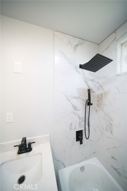 1336 W 118th Street, Los Angeles CA: https://media.crmls.org/medias/43e11e15-76d7-45b4-b5a3-929fd3793cb8.jpg