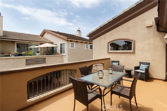 2113 Mathews, Redondo Beach, California 90278, 3 Bedrooms Bedrooms, ,2 BathroomsBathrooms,Residential,Sold,Mathews,SB18126047
