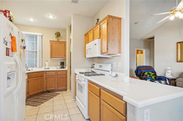 Detail Gallery Image 10 of 31 For 771 Camino De Oro, San Jacinto,  CA 92583 - 3 Beds | 2 Baths