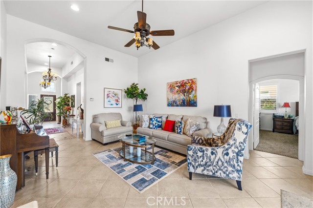 Detail Gallery Image 30 of 64 For 520 Olazabal, Hemet,  CA 92545 - 3 Beds | 3 Baths