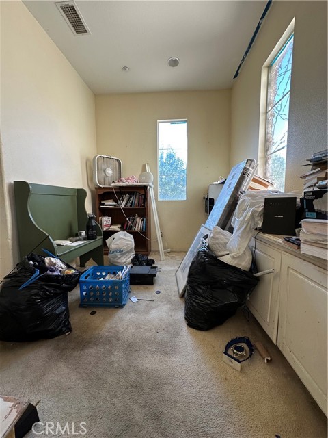 Detail Gallery Image 10 of 19 For 4815 Creekway Ln, Riverside,  CA 92505 - 5 Beds | 4 Baths