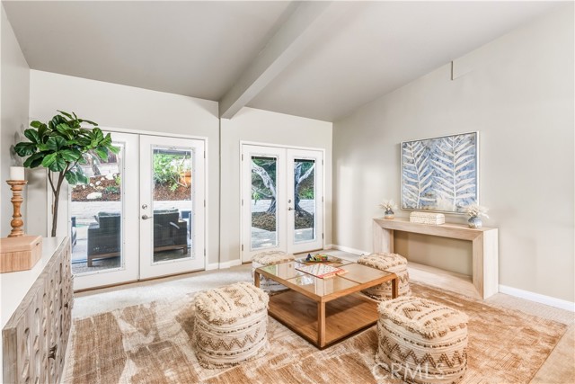 Detail Gallery Image 9 of 35 For 30175 Avenida Tranquila, Rancho Palos Verdes,  CA 90275 - 5 Beds | 2/1 Baths