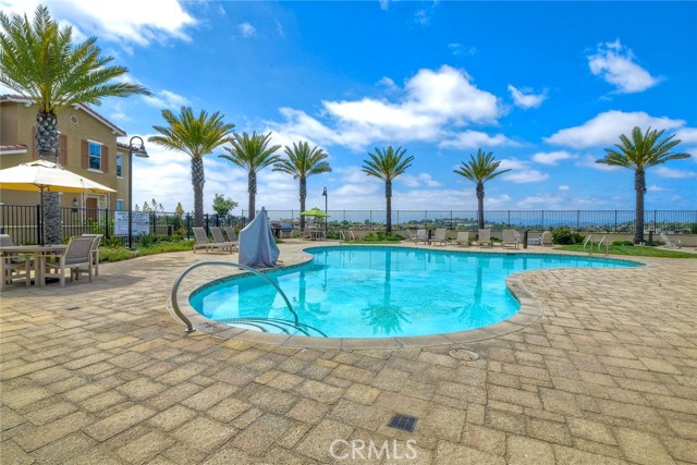 1097 Delpy View, Vista CA: https://media.crmls.org/medias/43e361c0-0a24-4fa3-a0e3-82ac6fbc156c.jpg