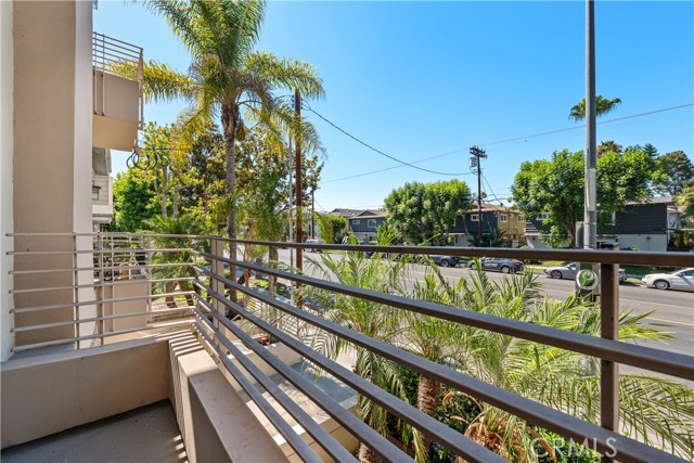 13440 Moorpark Street, 101 photo 20
