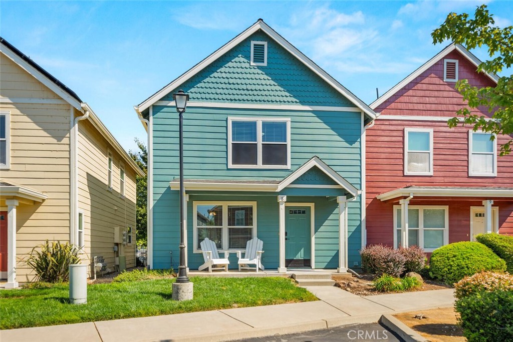 2099 Hartford Drive #8