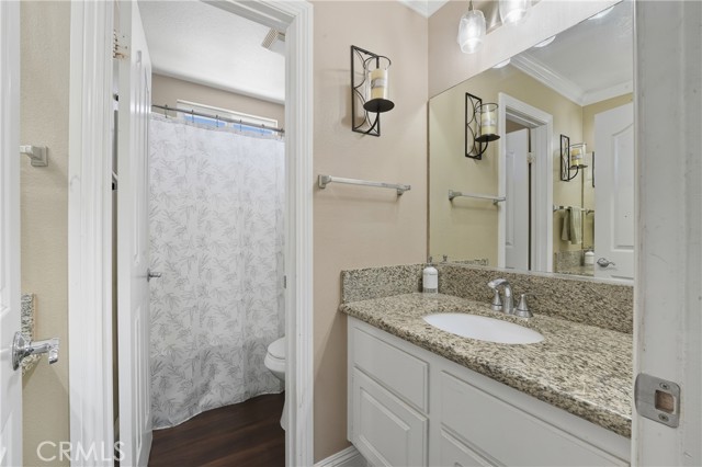 Image 28 of 37 For 27687 Fairmont