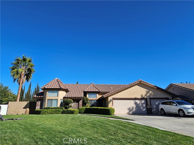 Detail Gallery Image 6 of 62 For 43450 Wendy Way, Lancaster,  CA 93536 - 4 Beds | 2/1 Baths