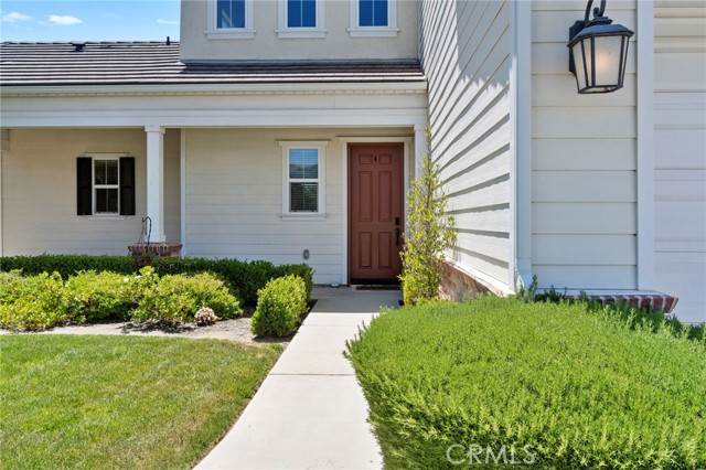 Detail Gallery Image 4 of 49 For 680 S Meridian Ave, Madera,  CA 93636 - 4 Beds | 3/1 Baths